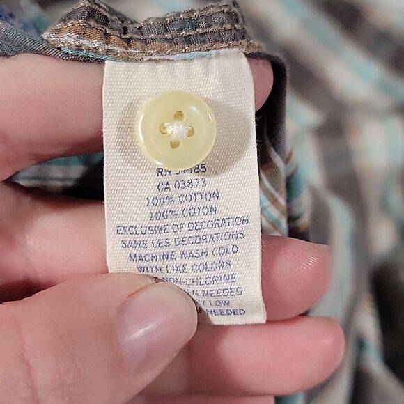 American Eagle Outfitters Pearl Snap Vintage Fit Shirt sz Medium - Picture 4 of 4